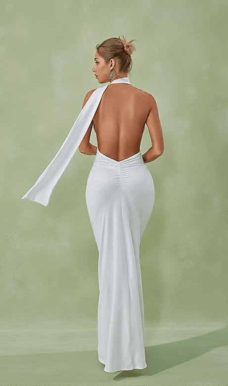 Toula – Rückenfreies Maxikleid in Weiß