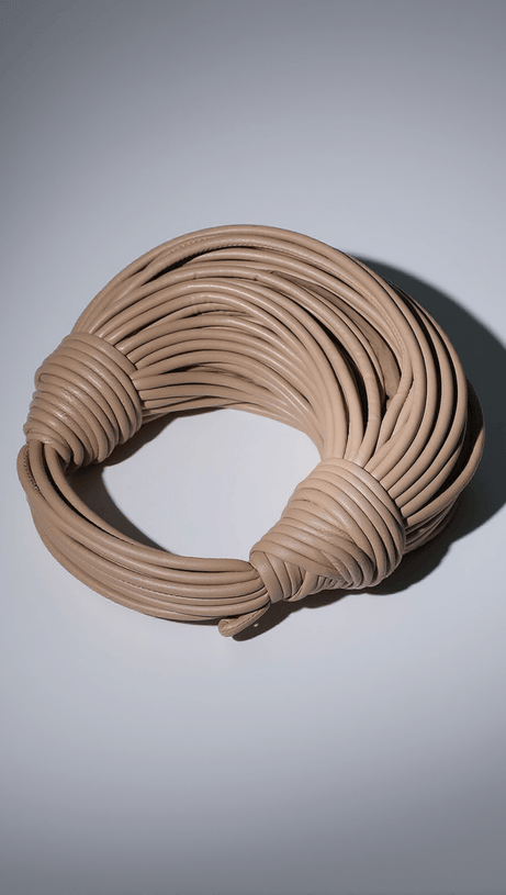 CAMILA DOUBLE KNOT TOTE BAG IN APRICOT