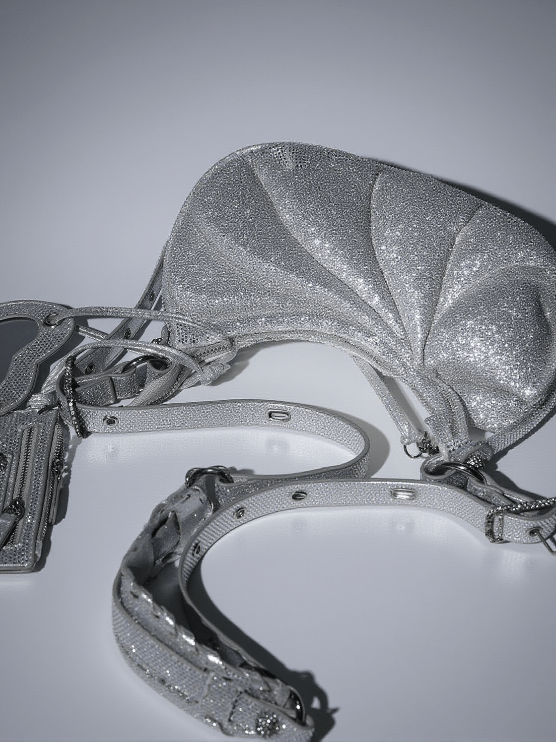 MISTY RHINESTONE SHOULDER BAG IN SILVER