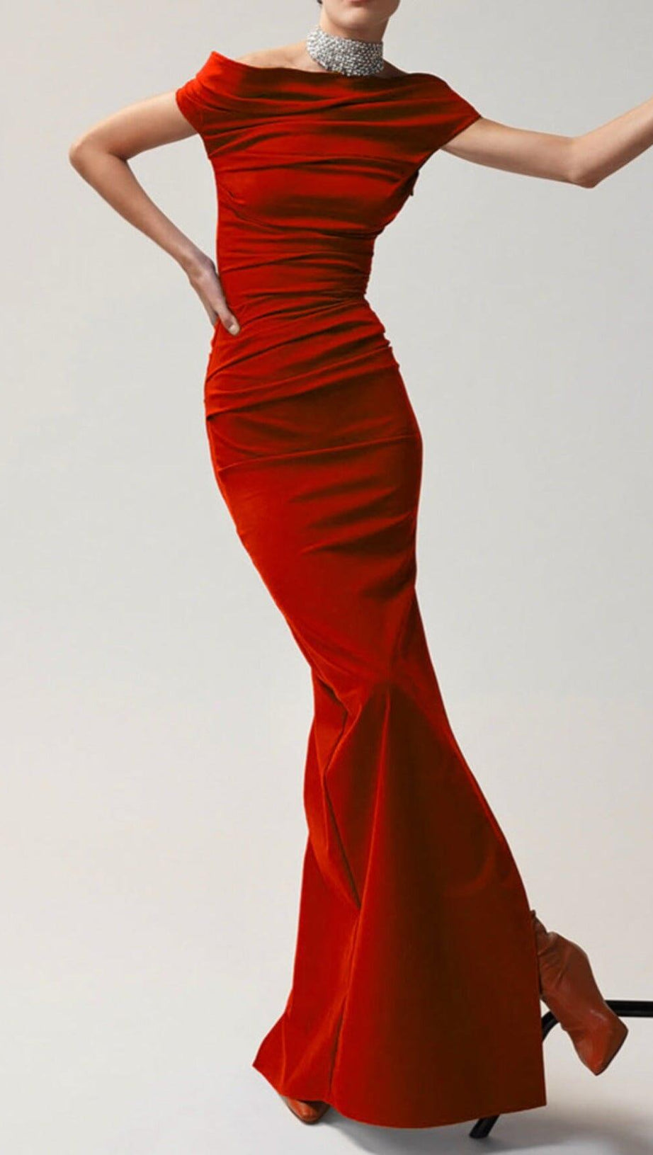 SLASH NECK PLEATED MAXI DRESS IN RED