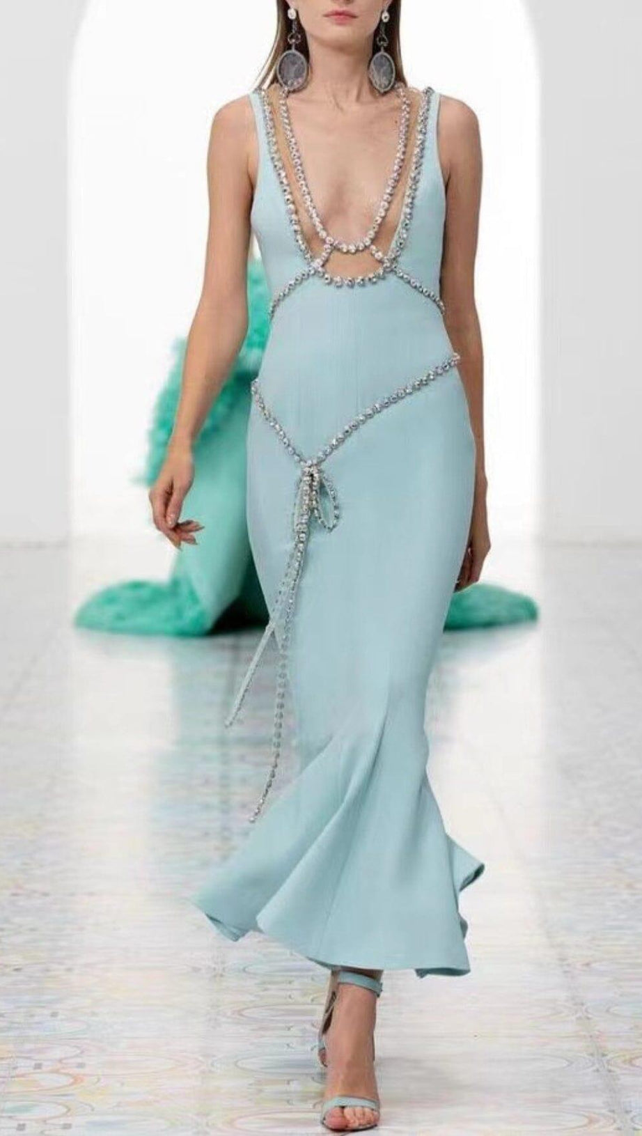 BANDAGE FISHTAIL SLEEVELESS HIGH WAIST MAXI DRESS IN AQUAMARINE