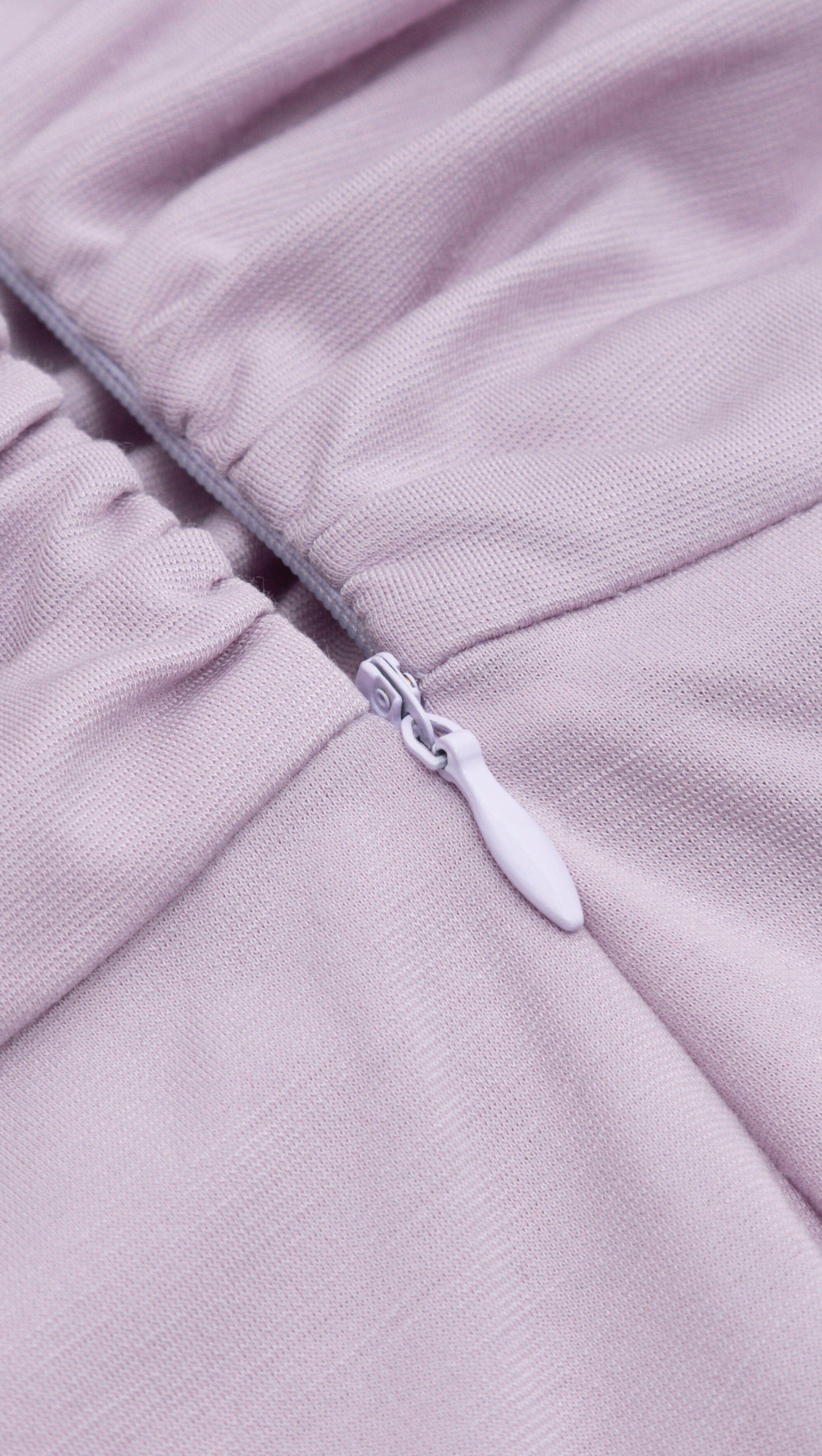 DEEP V-NECK SMALL FLYING-SLEEVED HIGH-RISE DRESS IN LIGHT PURPLE