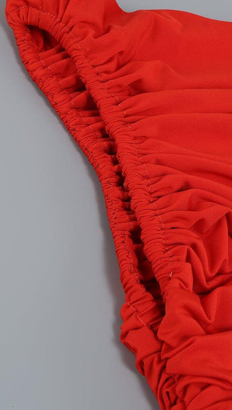 PLEATED SLEEVELESS ONE-SHOULDER DRESS IN RED