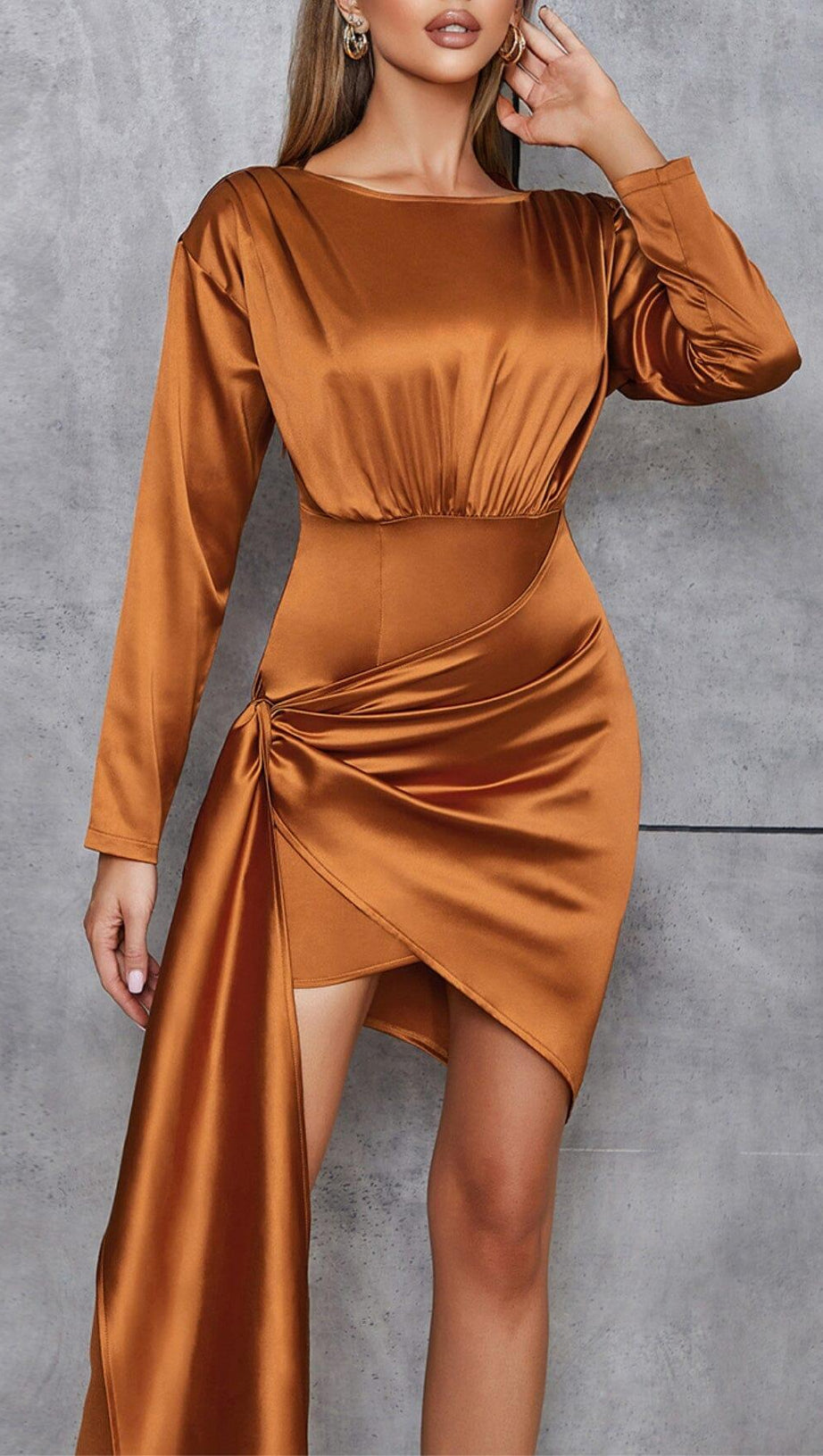 IRREGULAR RUFFLED BUTTOCK WRAP DRESS IN CARAMEL