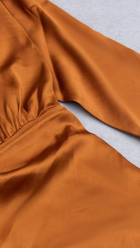 IRREGULAR RUFFLED BUTTOCK WRAP DRESS IN CARAMEL