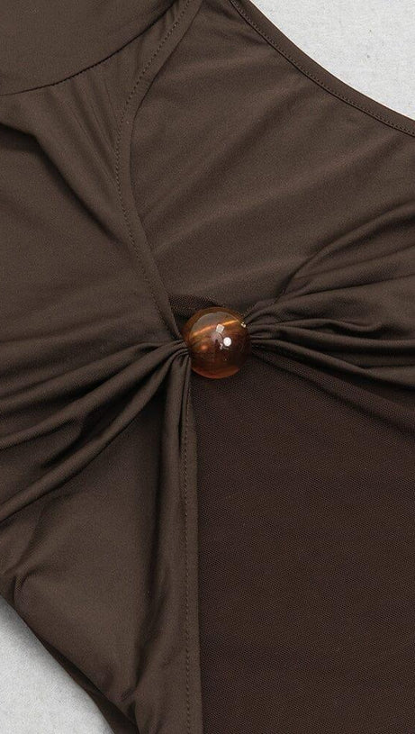 PLEATED SLEEVELESS BANDAGE MIDI DRESS