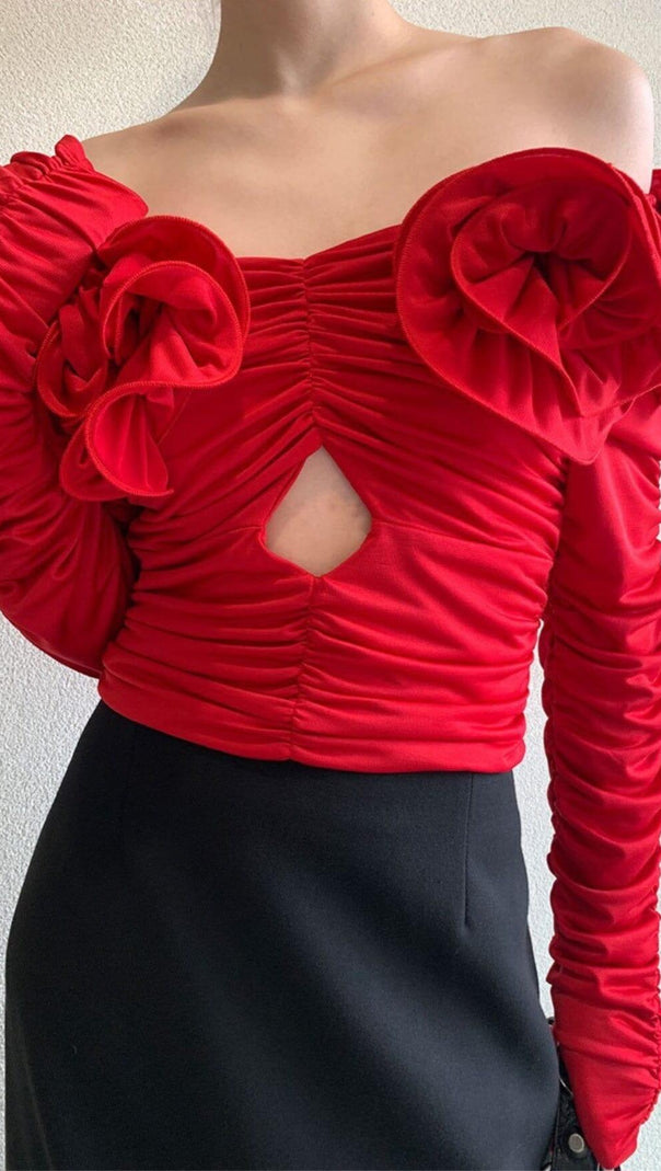 AIIZIE FLOWER ONE -LINE SHOULDER PLEATED BACKLESS TOP IN RED - product image