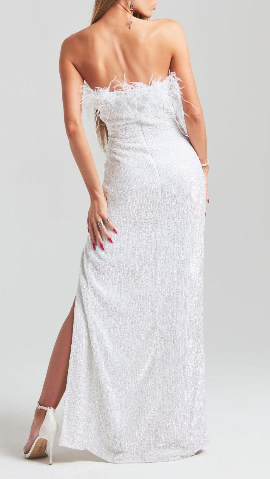 OSTRICH HAIR DECORATIVE BANDEAU MAXIC DRESS IN WHITE