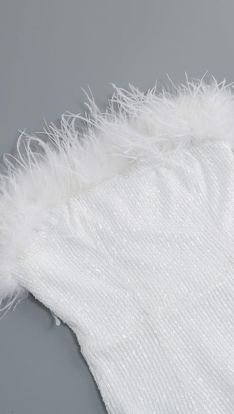OSTRICH HAIR DECORATIVE BANDEAU MAXIC DRESS IN WHITE