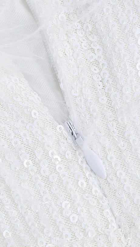 OSTRICH HAIR DECORATIVE BANDEAU MAXIC DRESS IN WHITE