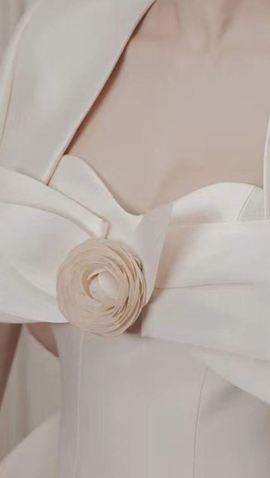 BOW DECORATIVE BANDEAU DRESS SET IN CHAMPAGNE