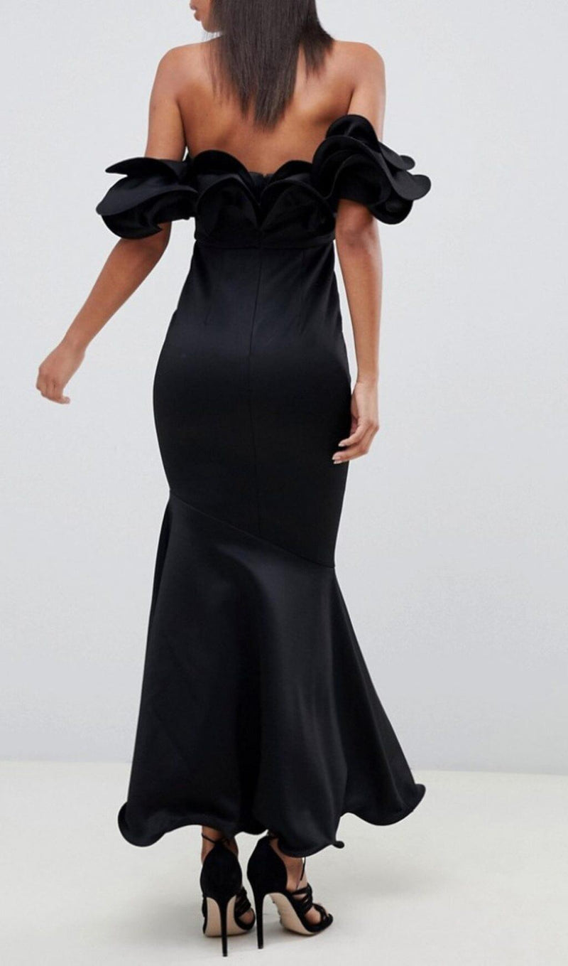 THREE-DIMENSIONAL CURLY BANDEAU DRESS IN BLACK