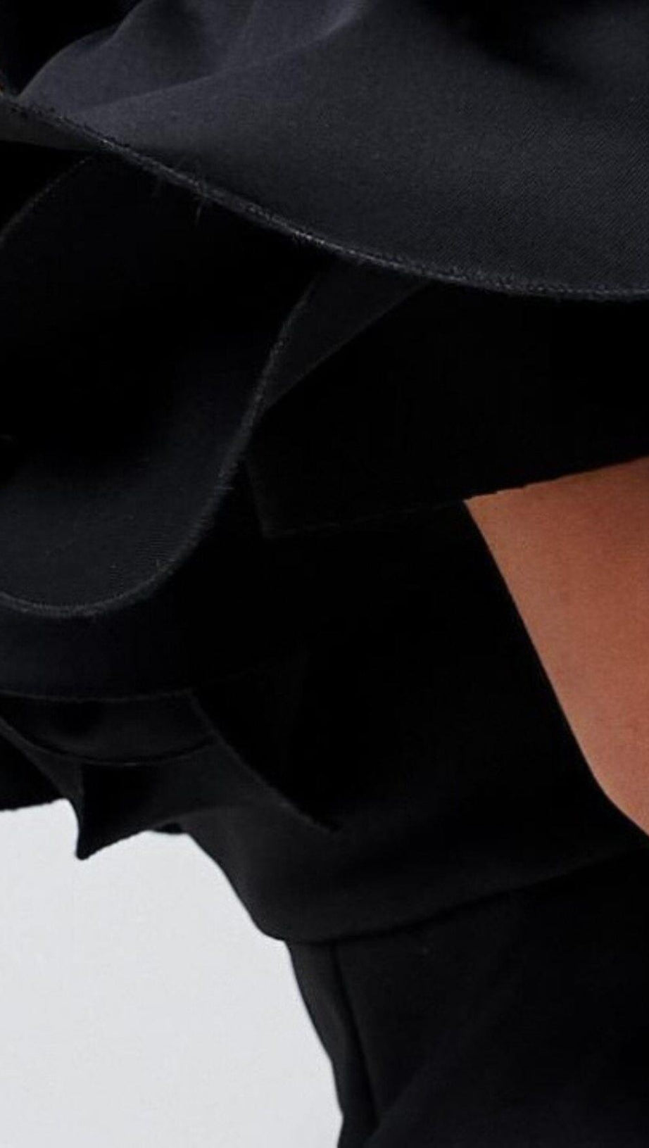 THREE-DIMENSIONAL CURLY BANDEAU DRESS IN BLACK