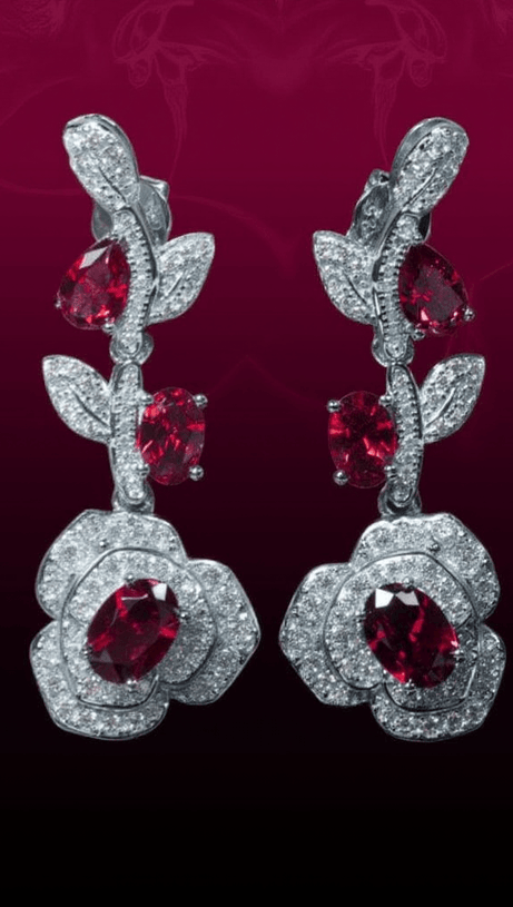 ROTE CRYSTAL FLOWER DROP EARRINGS