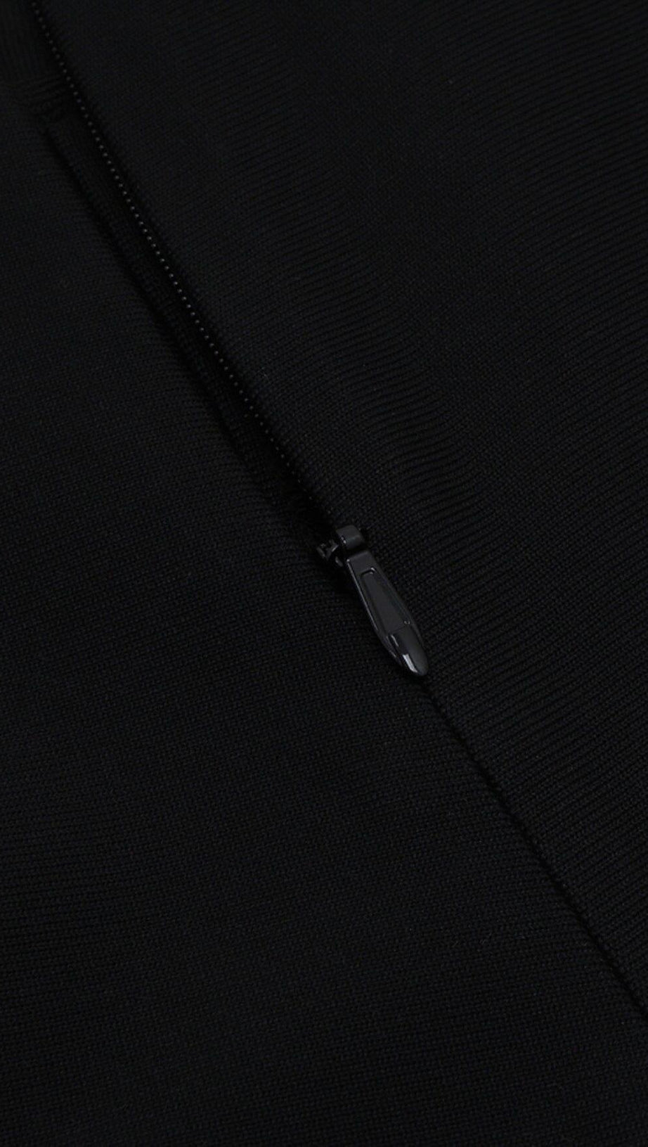 BLACK STITCHED HALTERNECK DESIGN MIDI DRESS