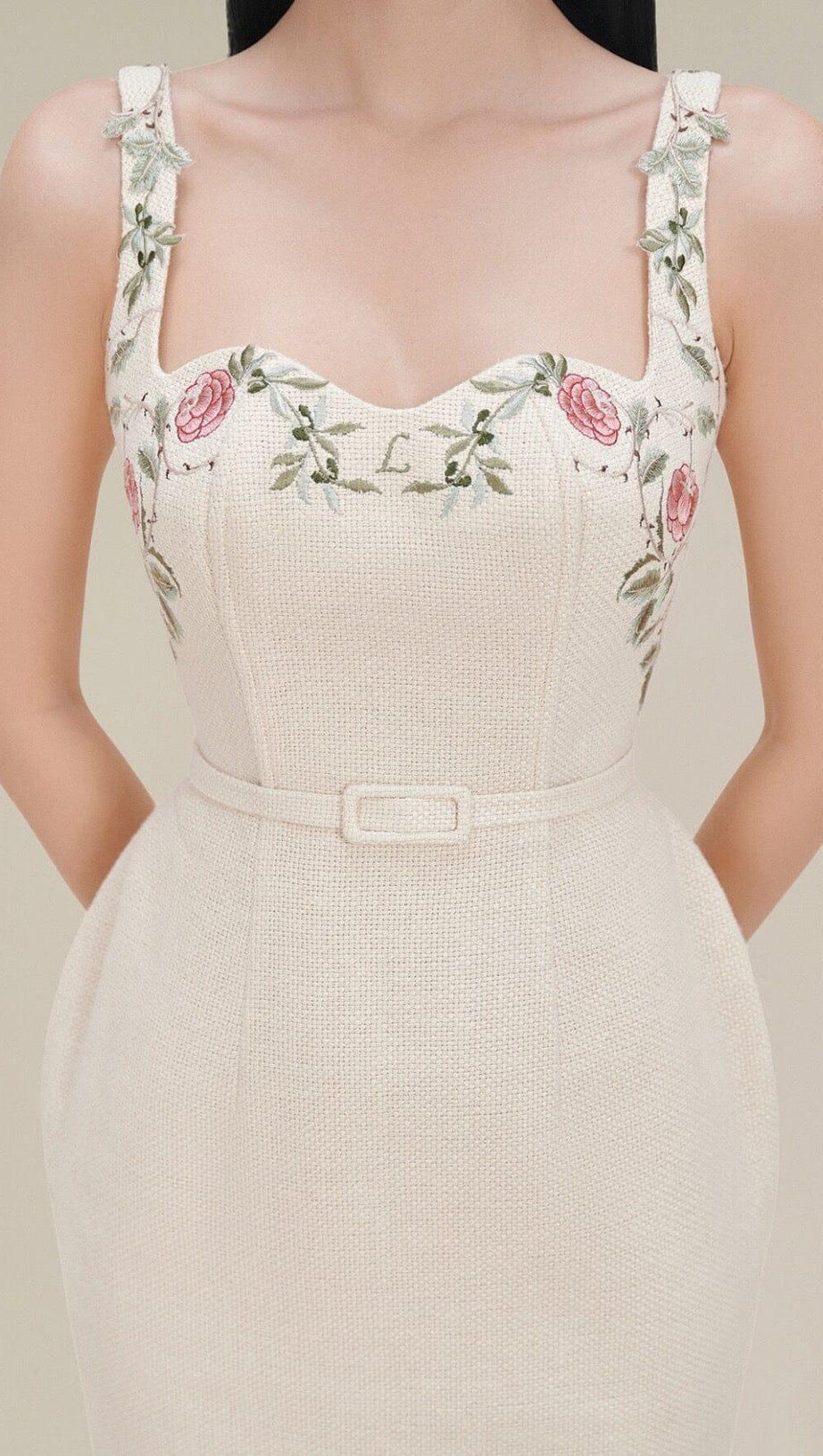 FLOWER EMBROIDERED LINEN SUSPENDER DRESS IN APRICOT