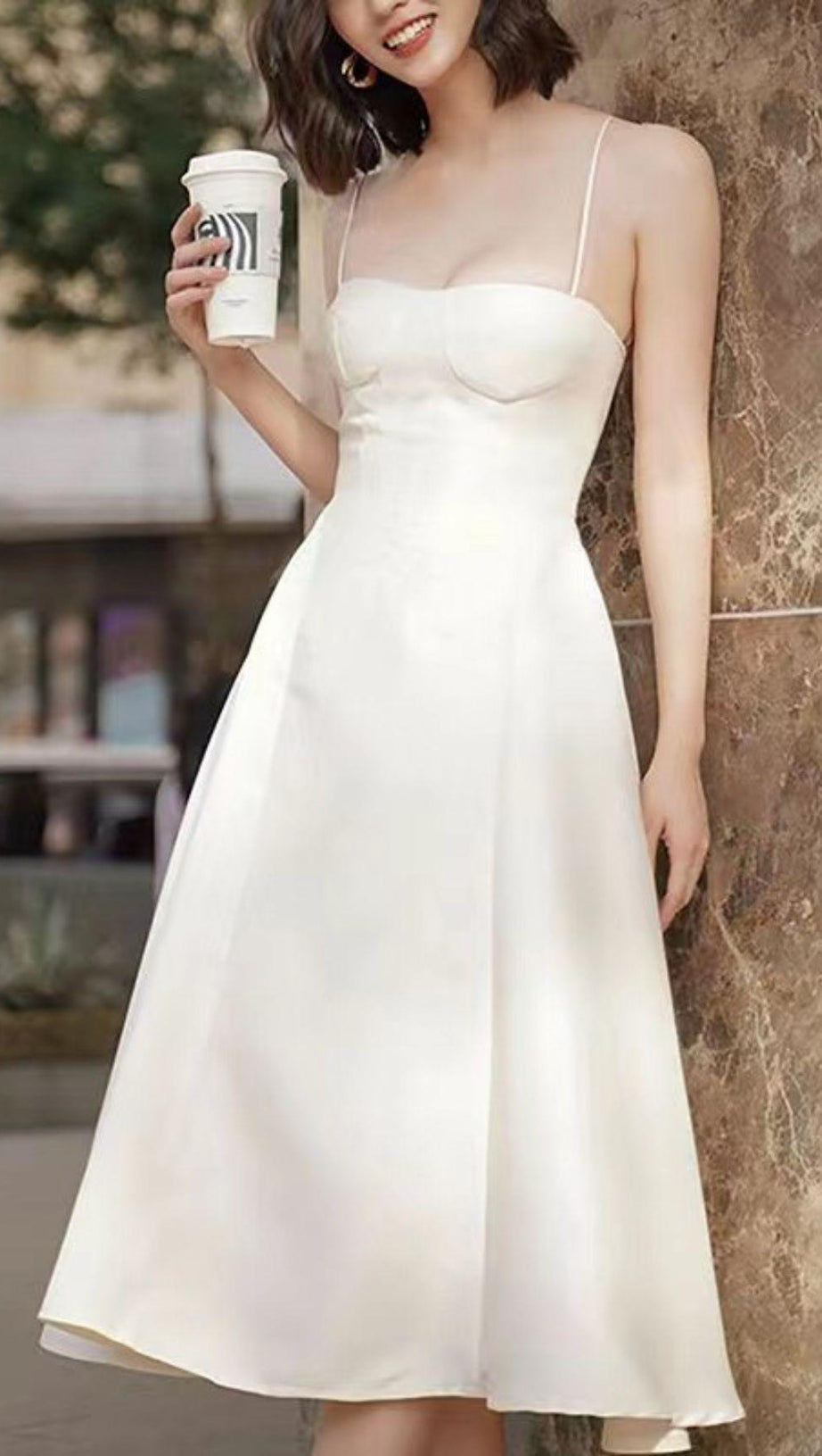 WAIST-TIGHTENING MAXI DRESS IN BEIGE