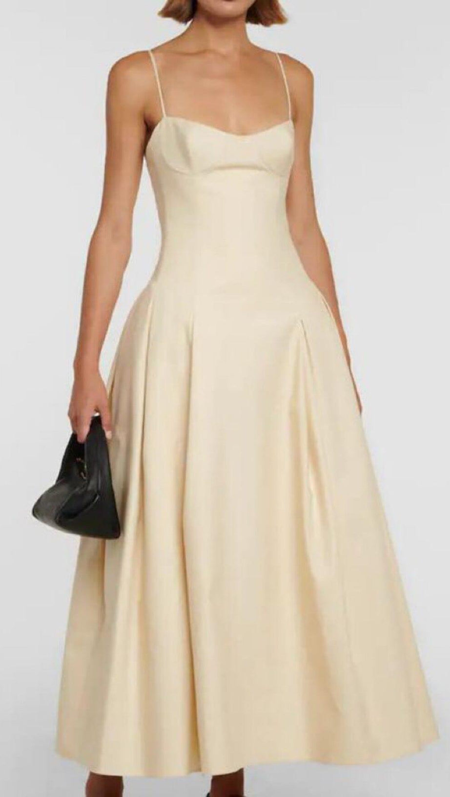 WAIST-TIGHTENING MAXI DRESS IN BEIGE