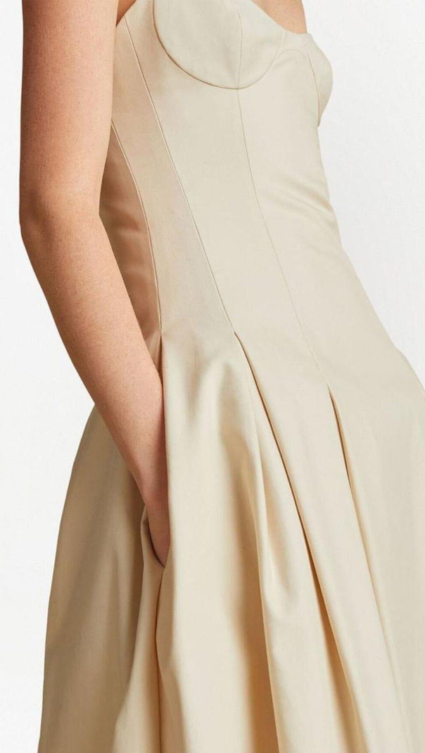 AIIZIE WAIST-TIGHTENING MAXI DRESS IN BEIGE - product image