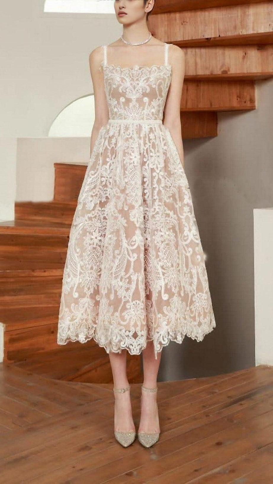 LACE STRAPPY MIDI DRESS IN APRICOT WHITE