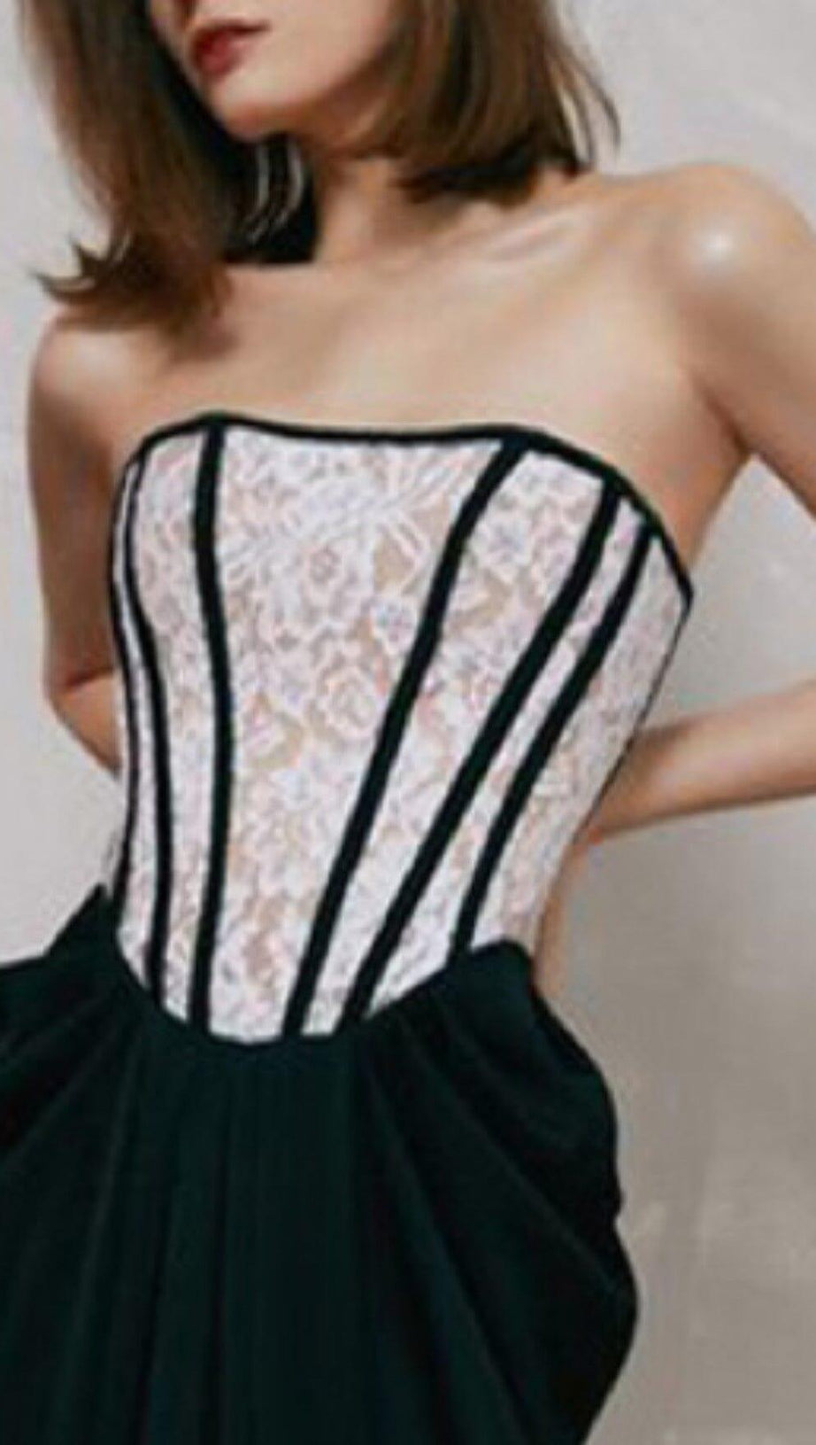  BANDEAU LACE STITCHED DRESS IN BLACK