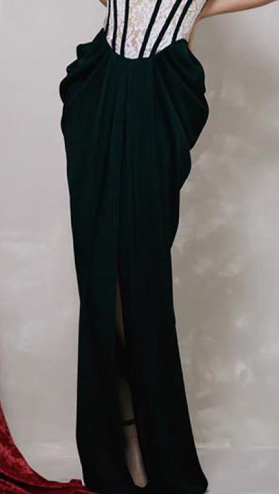  BANDEAU LACE STITCHED DRESS IN BLACK