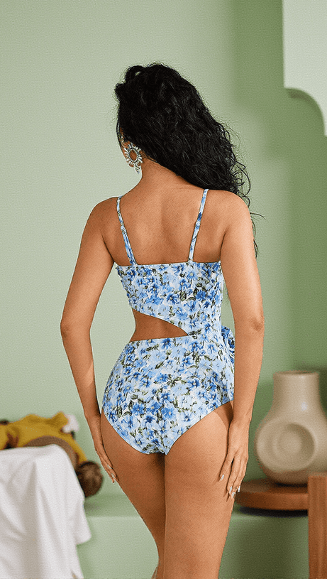 GAVIRIA FLOWER CUTOUT SWIMWEAR TWO PIECE SET