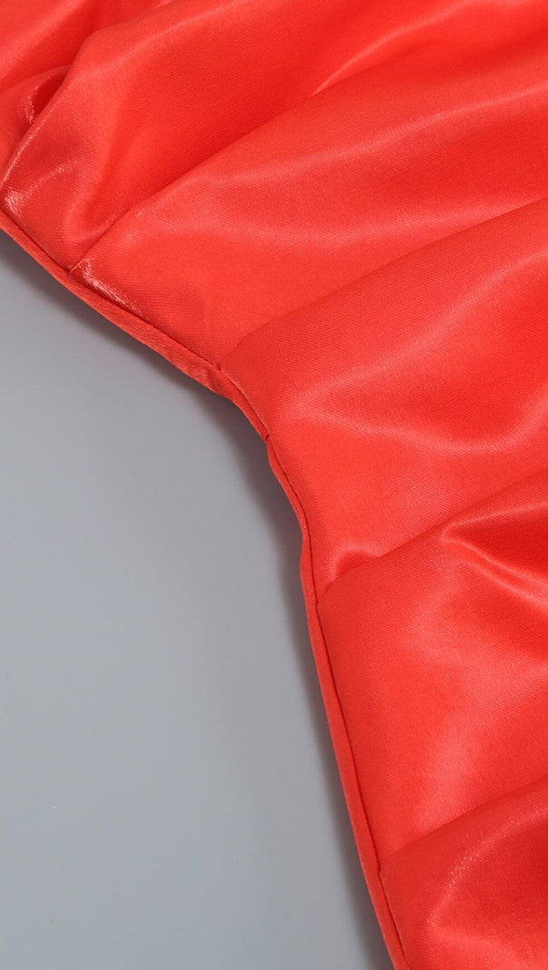 AIIZIE STRAPLESS BOWKNOT MINI DRESS IN RED - product image