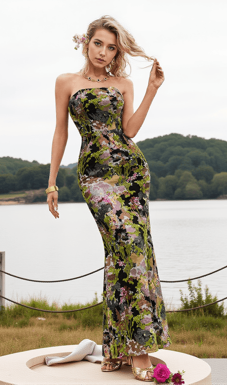 Trägerloses Maxikleid Asa mit Blumen-Pailletten