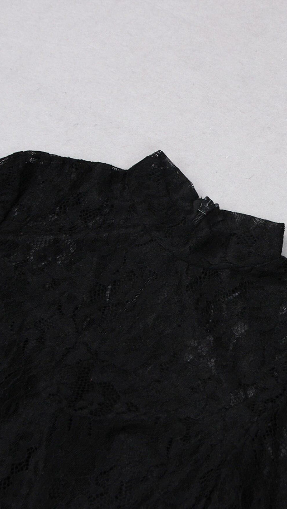 SPLICED LACE FEATHER SLIT DRESS IN BLACK AND RED