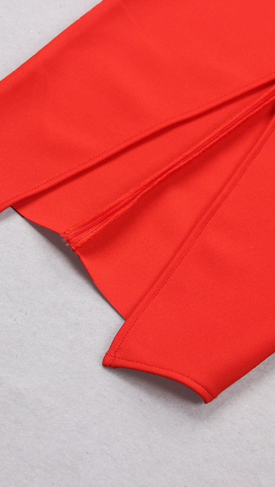 SPLICED LACE FEATHER SLIT DRESS IN BLACK AND RED