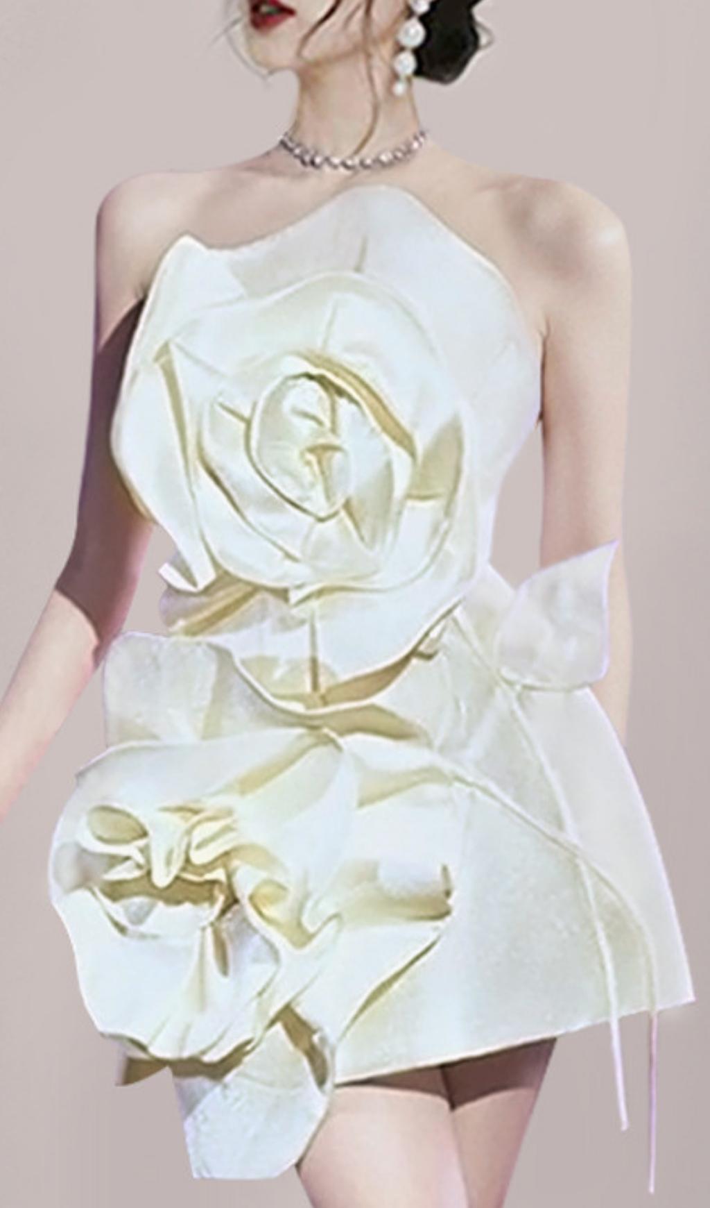 BEIGE BLUMEN-TRÄGERLOSES MINIKLEID