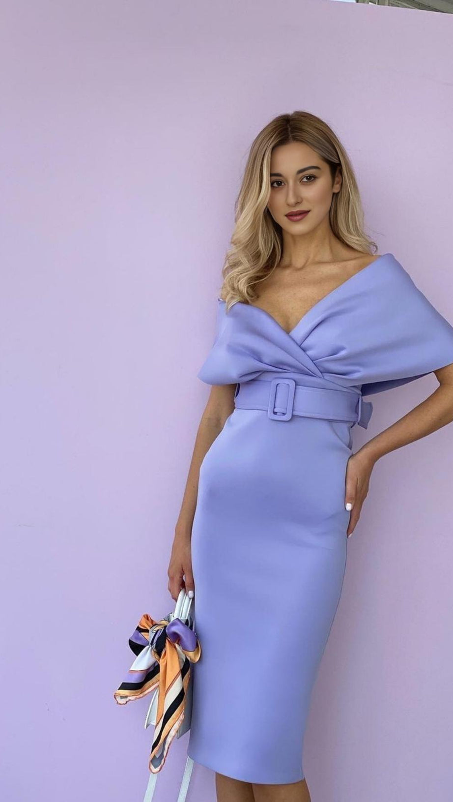 OFF SHOULDER V NECK BODYCON MIDI DRESS IN PURPLE