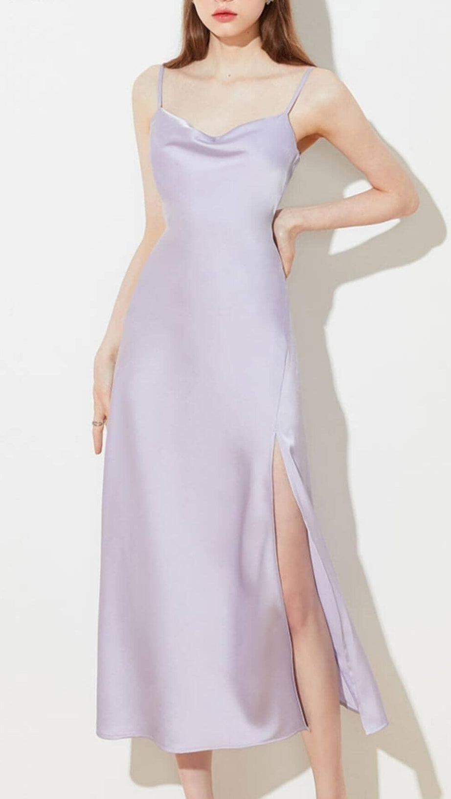BANDAGE STRAP MIDI DRESS IN PURPLE