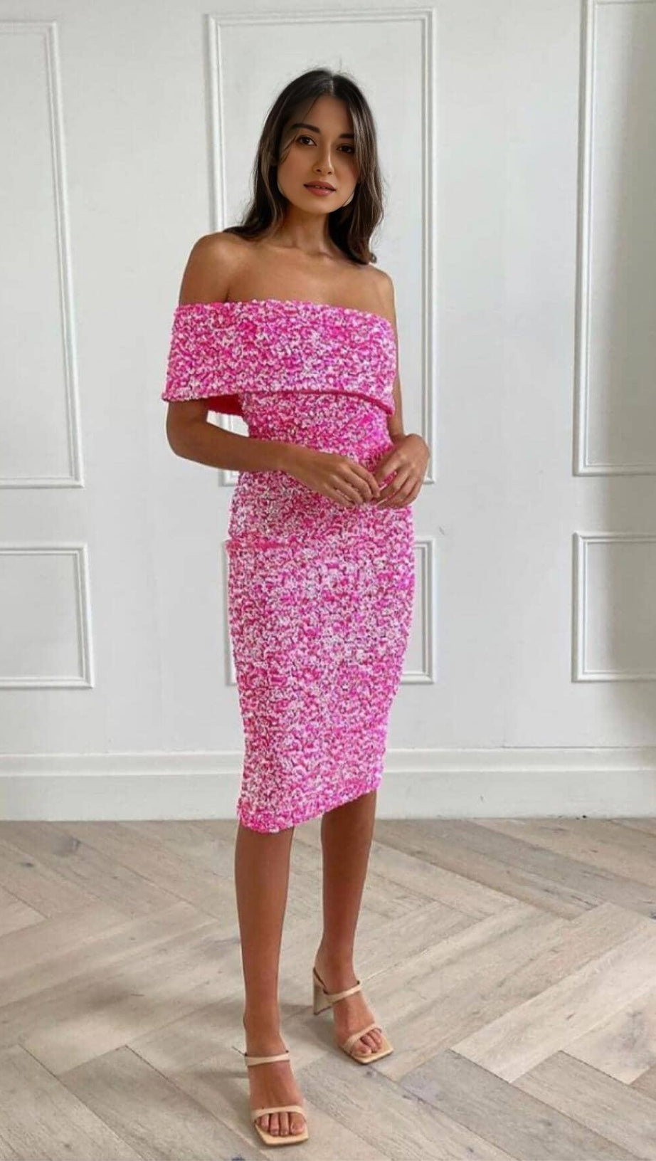 SEQUIN STRAPLESS MIDI DRESS IN PINK