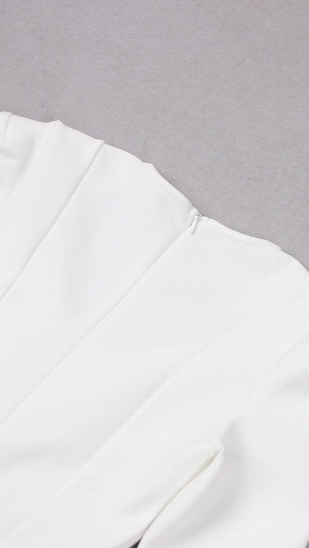 ABITO MIDI CON CORSETTO E SPALLE QUADRATE IN BIANCO