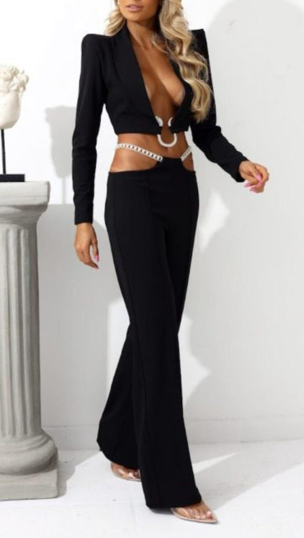 AIIZIE SNAKE BUCKLE WAISTBAND SUIT IN BLACK - product image