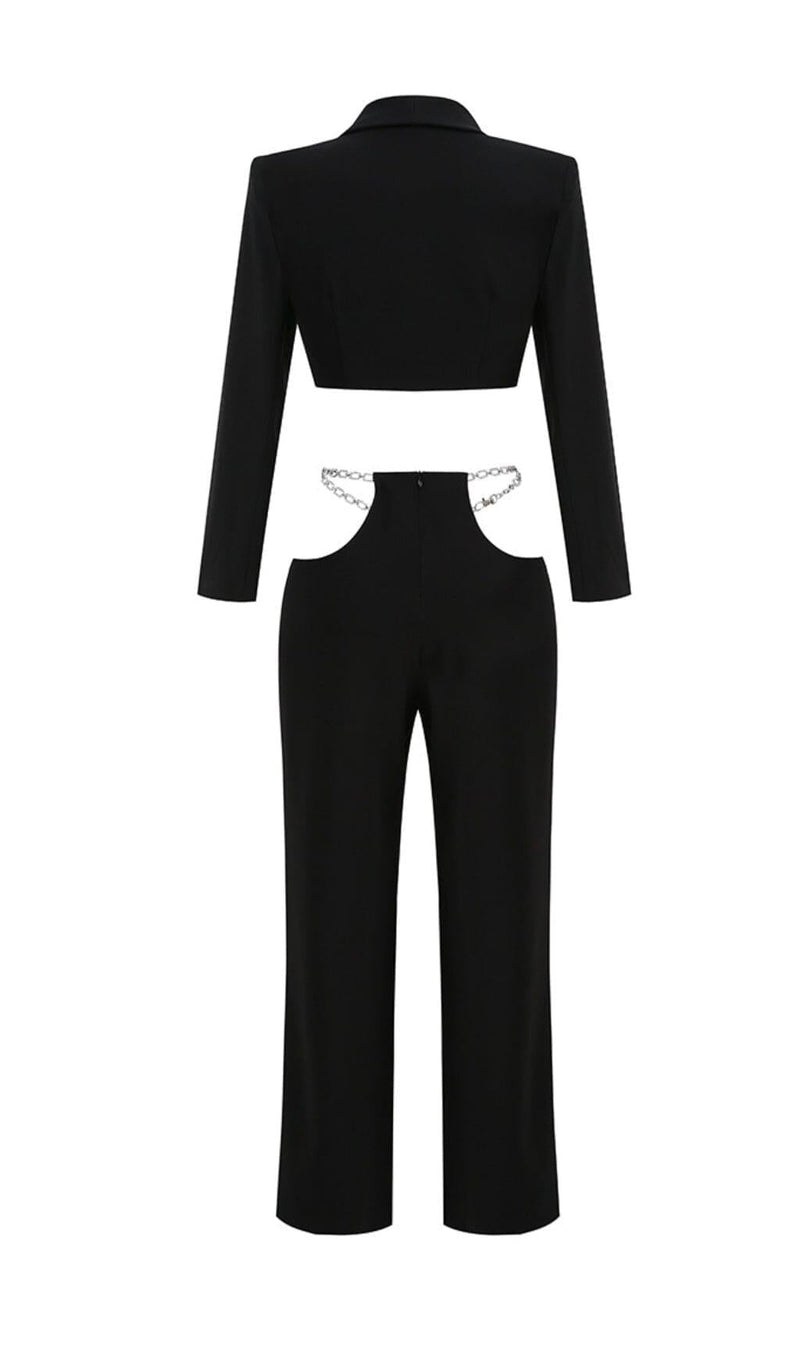 SNAKE BUCKLE WAISTBAND SUIT IN BLACK