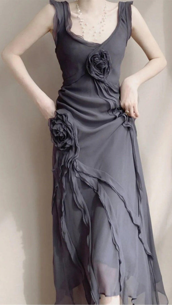 AIIZIE MESH VINTAGE FLORAL PLEATED MAXI DRESS IN GREY - product image
