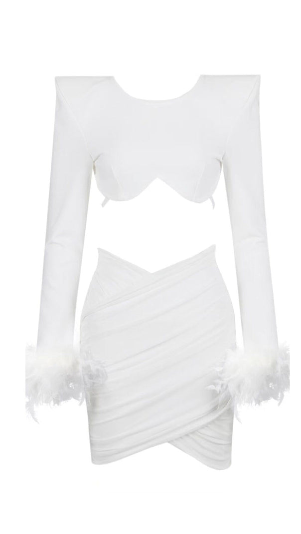 Shouledr Pad Waist Baring Feather Blouse Pleated Dress in White