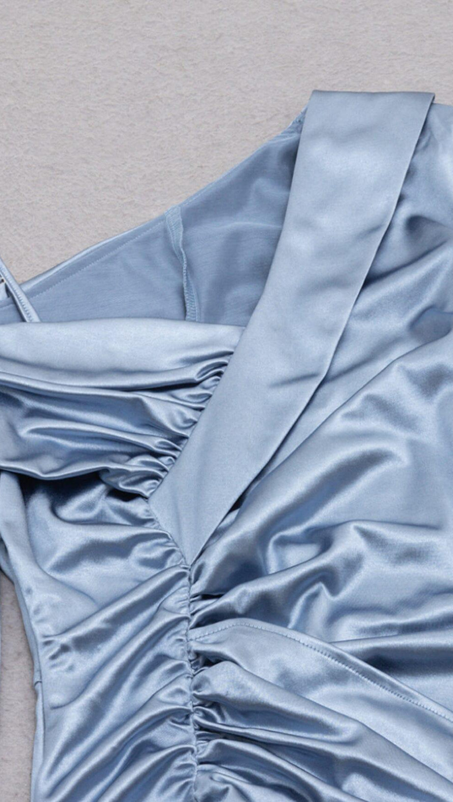 IRREGULAR OFF SHOULDER FLOUNCES DRESS IN GRAY-BLUE