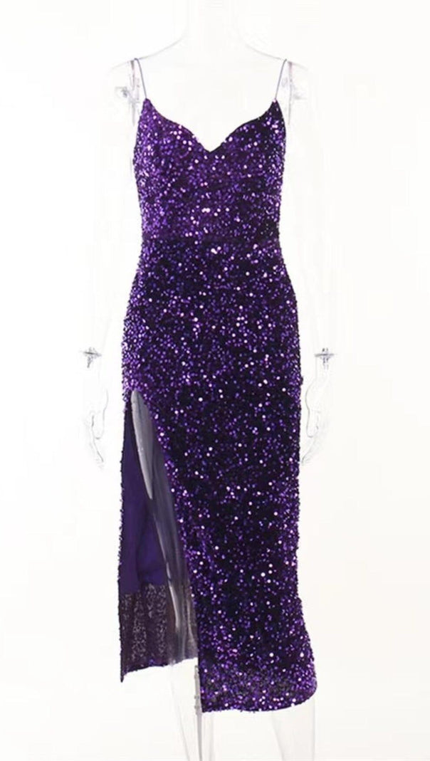 V-AUSSCHNITT, RÜCKENFREIES MIDIKLEID MIT PAILLETTEN, LILA
