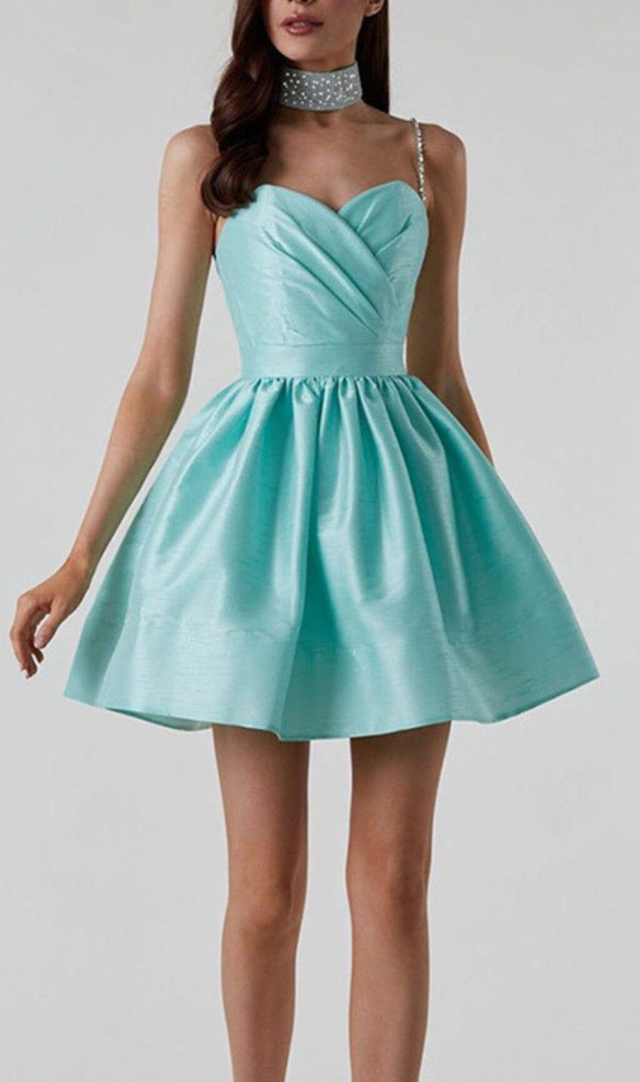 DIAMOND-HOSENTRÄGERKLEID IN MINTGRÜN