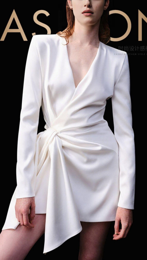 AIIZIE IRREGULAR LONG SLEEVE DRESS IN WHITE - product image