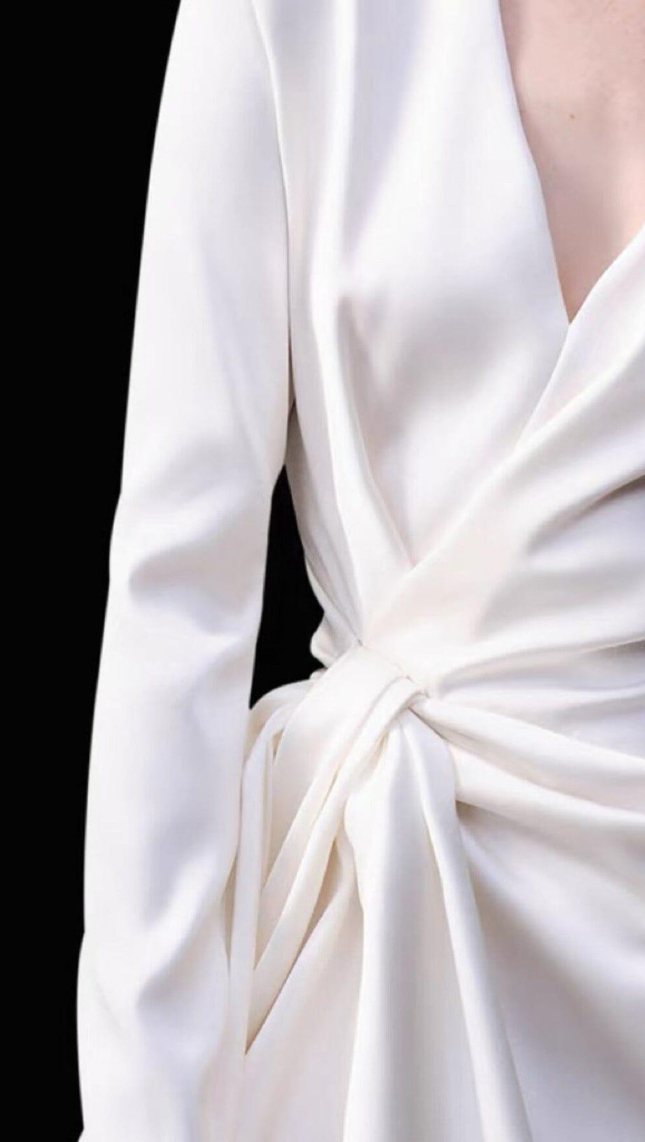 IRREGULAR LONG SLEEVE DRESS IN WHITE