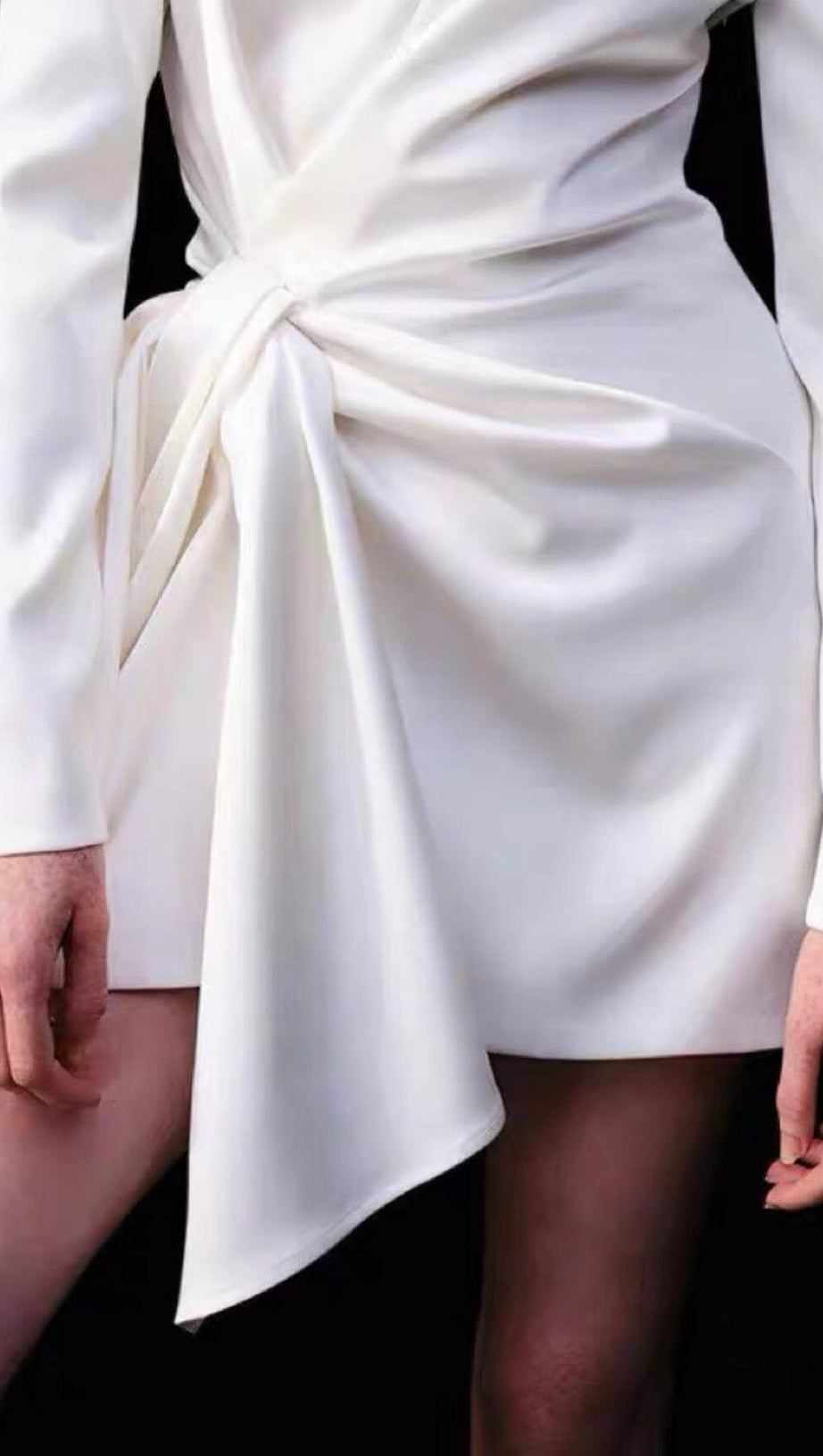 IRREGULAR LONG SLEEVE DRESS IN WHITE