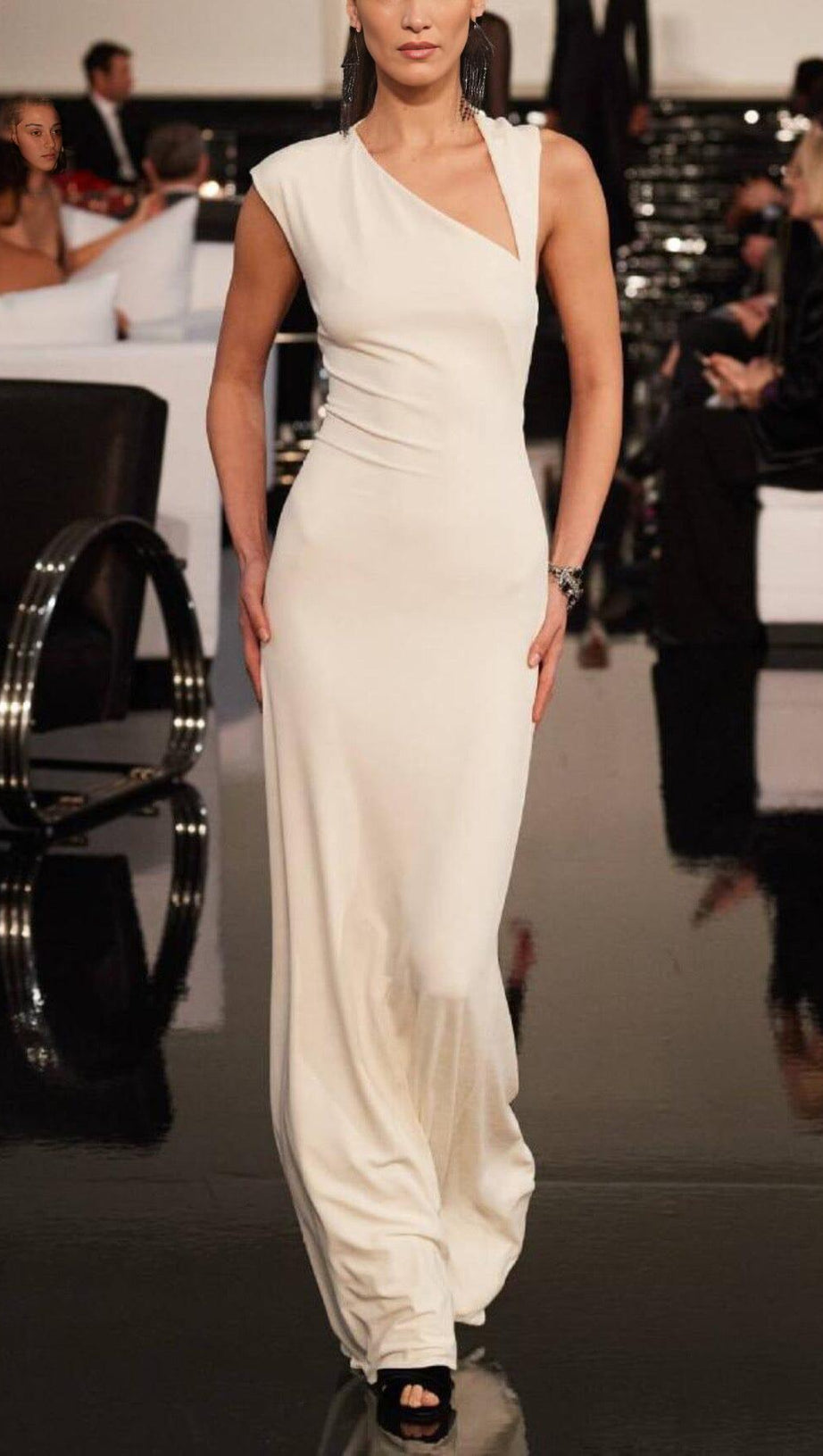  CROSS-SHOULDER OPEN-BACK MOP DRESS IN WHITE