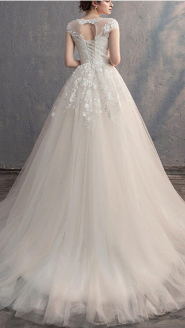 AIIZIE WHITE TRAILING LACE WEDDING DRESS - product image