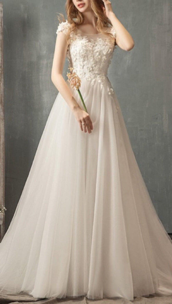 AIIZIE THREE-DIMENSIONAL FLOWER DRAG-TAILED WEDDING DRESS IN WHITE - product image