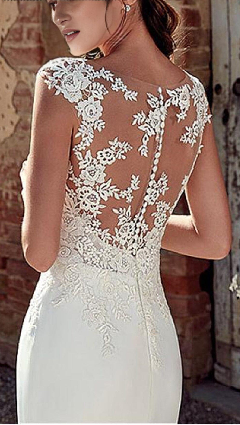FISHTAIL MOPPING WEDDING DRESS IN WHITE